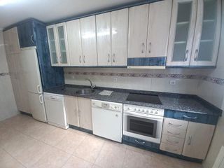 Casa adosada en venta en Lardero