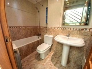 Casa adosada en venta en Lardero