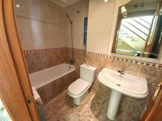 Casa adosada en venta en Lardero