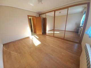 Casa adosada en venta en Lardero