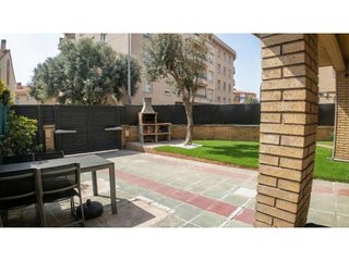 Casa adosada en venta en Centre en Ripollet