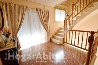 Casa adosada en venta en Cheste