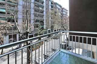 Piso en venta en Navas en Barcelona