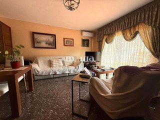 Casa adosada en venta en Montornès del Vallès