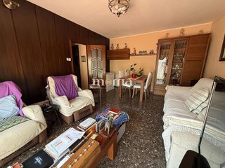 Casa adosada en venta en Montornès del Vallès