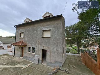 Chalet en venta en Mas Mestre en Olivella