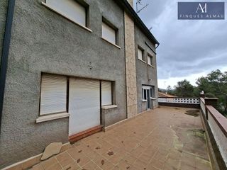 Chalet en venta en Mas Mestre en Olivella