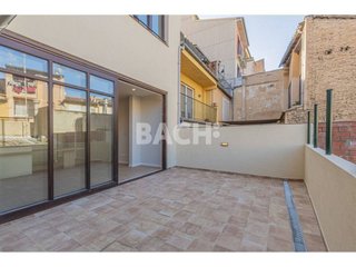 Piso en venta en Santa Clara-Caputxins-Hospital en Vic