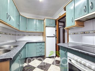 Piso en venta en Zona Hispanidad-Vivar Téllez en Vélez-Málaga