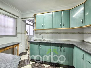 Piso en venta en Zona Hispanidad-Vivar Téllez en Vélez-Málaga