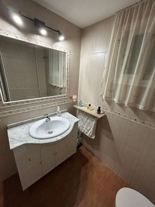 Piso en venta en Playamar en Torremolinos