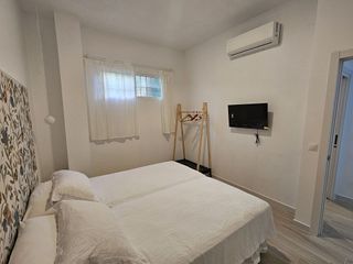 Piso en venta en La Carihuela en Torremolinos