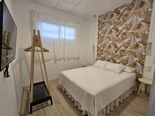 Piso en venta en La Carihuela en Torremolinos