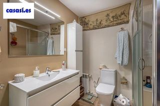 Piso en venta en Camino de Ronda - Rosaleda en Granada