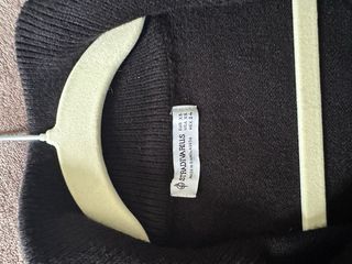 Abito a maglia a righe bianco e nero