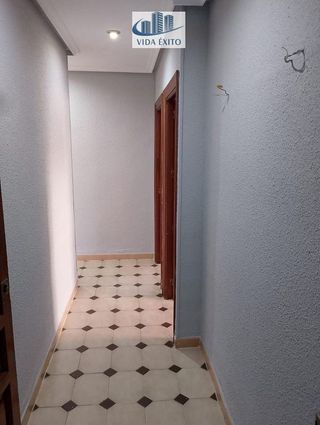 Piso en venta en Linares