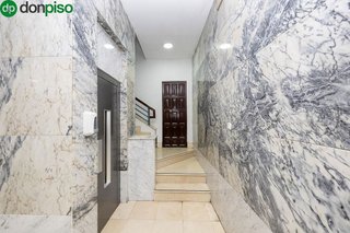 Piso en venta en Pajaritos - Plaza de Toros en Granada