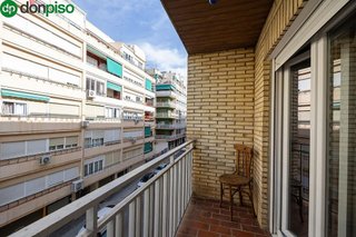 Piso en venta en Pajaritos - Plaza de Toros en Granada