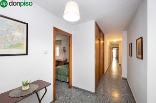 Piso en venta en Pajaritos - Plaza de Toros en Granada