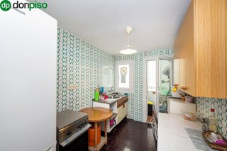 Piso en venta en Pajaritos - Plaza de Toros en Granada