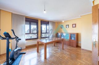 Piso en venta en San Lázaro - Otero - Villafría en Oviedo