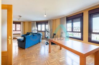 Piso en venta en San Lázaro - Otero - Villafría en Oviedo