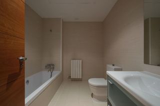 Dúplex en venta en Joc de la Bola - Camps d'Esports - Ciutat Jardí - Montcada en Lleida