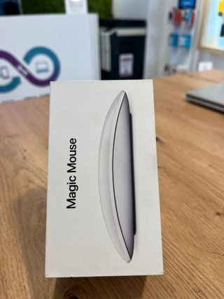 Apple Magic Mouse Plata y Blanco