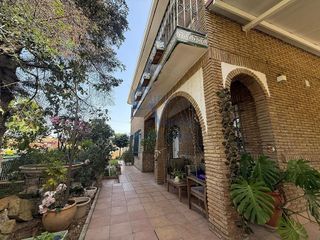 Chalet en venta en Montequinto en Dos Hermanas