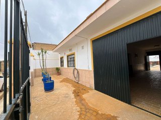 Casa rural en venta en La Hacienda - Nueva Andalucía en Dos Hermanas