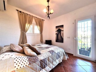 Casa pareada en venta en Torremuelle en Benalmádena