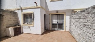 Casa adosada en venta en La Granja-La Colina-Los Pastores en Algeciras