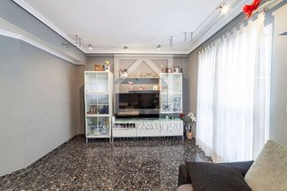 Casa adosada en venta en L'Alquenència en Alzira