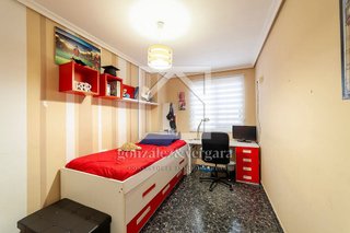Casa adosada en venta en L'Alquenència en Alzira