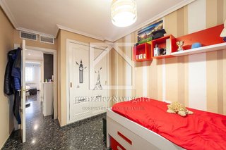 Casa adosada en venta en L'Alquenència en Alzira