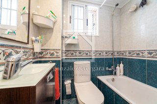 Casa adosada en venta en L'Alquenència en Alzira