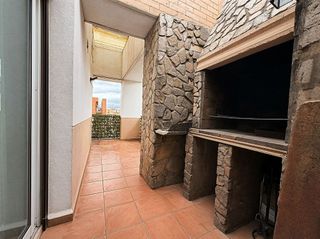 Ático en venta en Baró de Viver en Barcelona