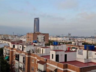Piso en venta en Triana Este en Sevilla