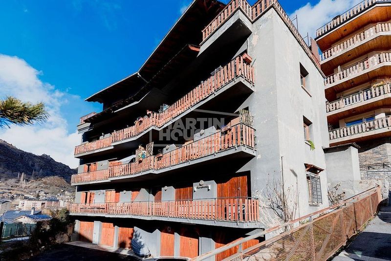 2-bedroom flat for sale in Vila, Encamp · 45 of 60