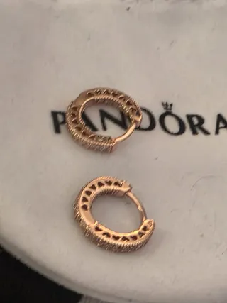 Aros Pandora Oro Rosa Corazones Circonitas