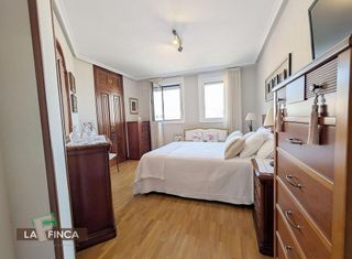 Piso en venta en Milán - Pumarín - Teatinos en Oviedo