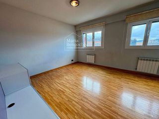 Piso en venta en Salburua en Vitoria-Gasteiz