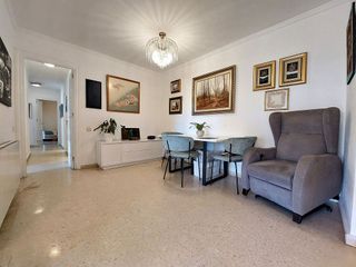 Piso en venta en Playa de la Fontanilla en Marbella