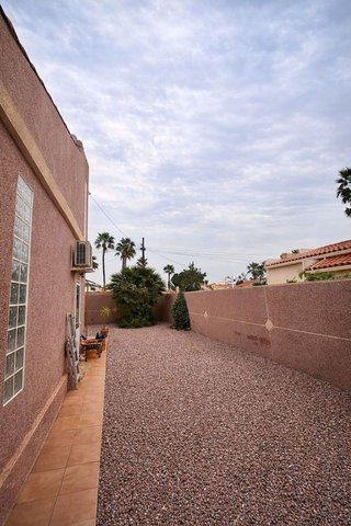 Chalet en venta en La Siesta - El Salado - Torreta en Torrevieja