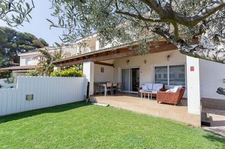 Casa pareada en venta en Els Munts en Torredembarra