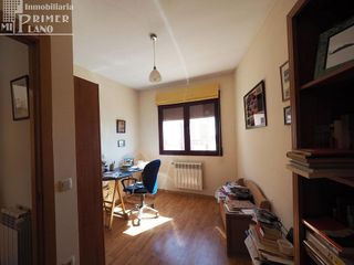 Casa adosada en venta en Tomelloso