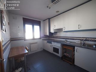 Casa adosada en venta en Tomelloso