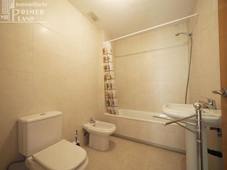 Casa adosada en venta en Tomelloso