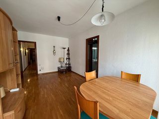 Piso en venta en Sants en Barcelona