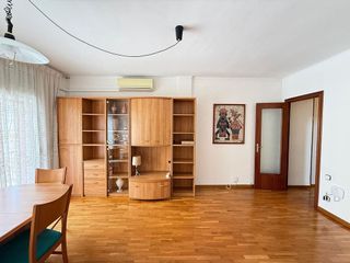 Piso en venta en Sants en Barcelona